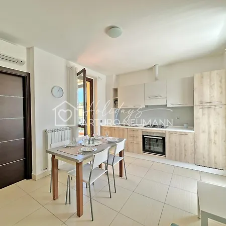 634 - Appartamento Al Primo Piano Di Una Villetta Al Residence Adamo Ed Eva Con Ampio Terrazzo, Piscina Campo Da Tennis -Spiaggia E Navetta Privata Al White Beach Club Inclusa * Marcelli